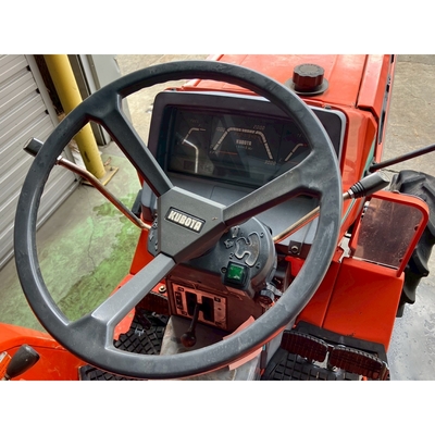 KUBOTA トラクター L1-205D
