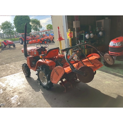 KUBOTA トラクター B1200D