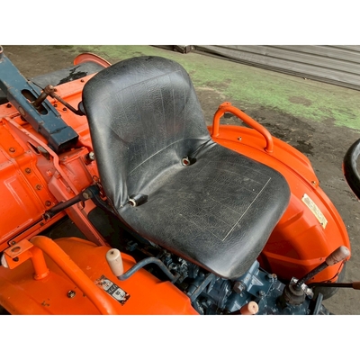 KUBOTA トラクター B7000D