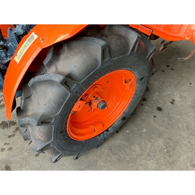 KUBOTA トラクター B7000D