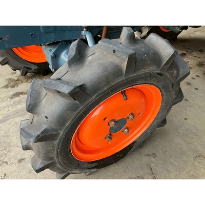 KUBOTA トラクター B7000D