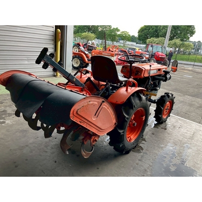 KUBOTA トラクター B7000D
