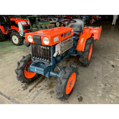 KUBOTA トラクター B7000D