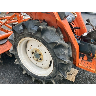 KUBOTA トラクター L2202