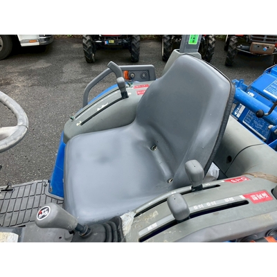 ISEKI トラクター TF223F