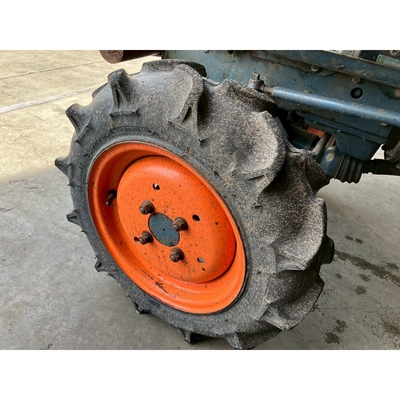 KUBOTA トラクター B6000D