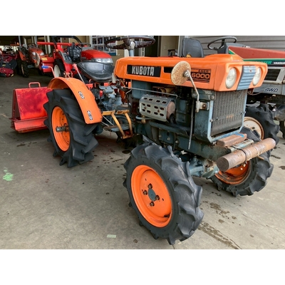 KUBOTA トラクター B6000D
