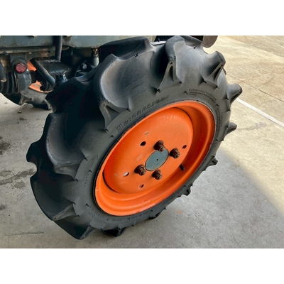 KUBOTA トラクター B6000D