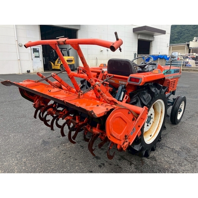 KUBOTA トラクター L1-245D