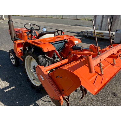 KUBOTA トラクター B1600S
