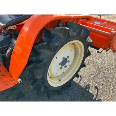 KUBOTA トラクター B1600S