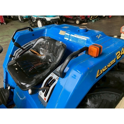 ISEKI トラクター TU245F
