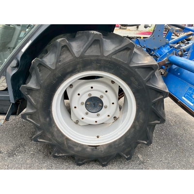 ISEKI トラクター TGS33F