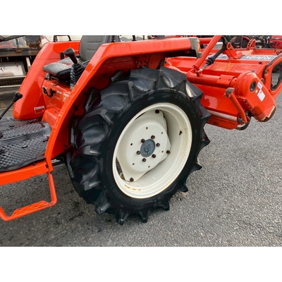 KUBOTA トラクター GL260D