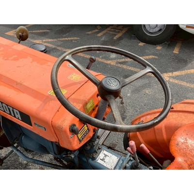KUBOTA トラクター B7000D