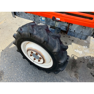 KUBOTA トラクター L1-235D