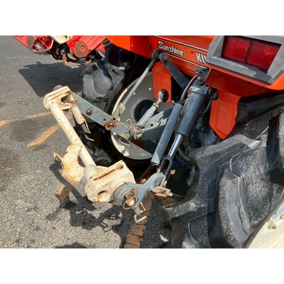 KUBOTA トラクター L1-235D