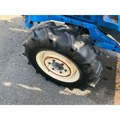 ISEKI トラクター TU220F