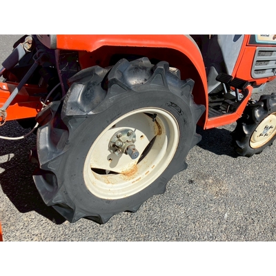 KUBOTA トラクター GB15
