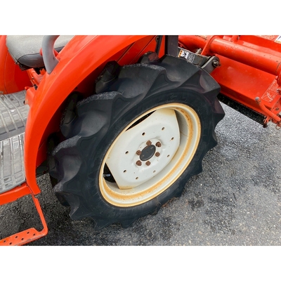 KUBOTA トラクター KL25