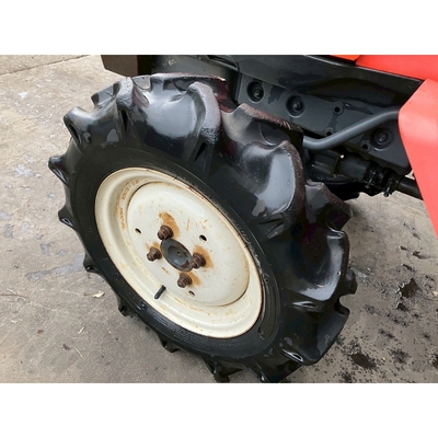 KUBOTA トラクター B52