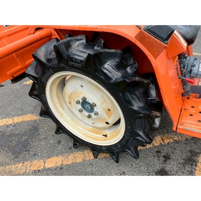 KUBOTA トラクター B1902S