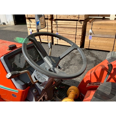 KUBOTA トラクター L1-205D