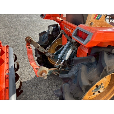 KUBOTA トラクター L1-205D
