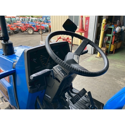 ISEKI トラクター TA230F