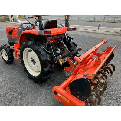 KUBOTA トラクター T240D