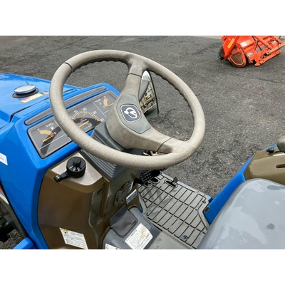 ISEKI トラクター TF223F