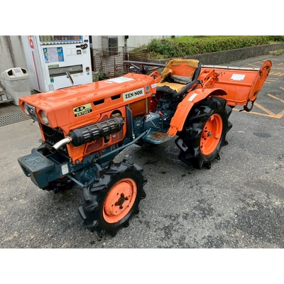 KUBOTA トラクター B7001D