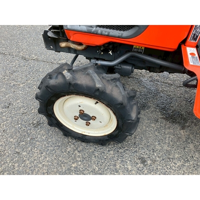 KUBOTA トラクター B72