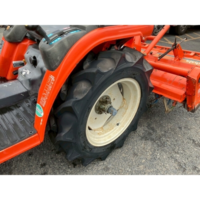 KUBOTA トラクター B72