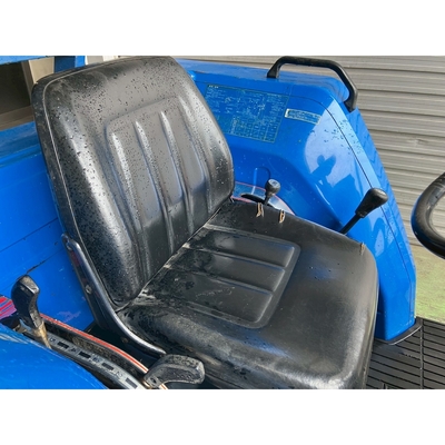ISEKI トラクター TA290F