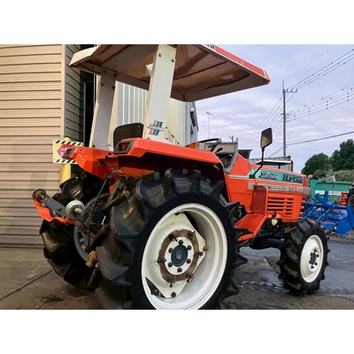 KUBOTA トラクター L1-245