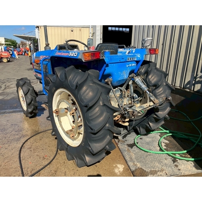 ISEKI トラクター TA320F