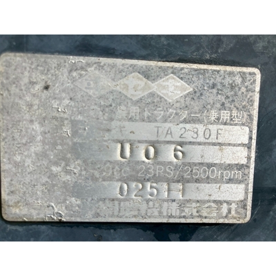 ISEKI トラクター TA230F