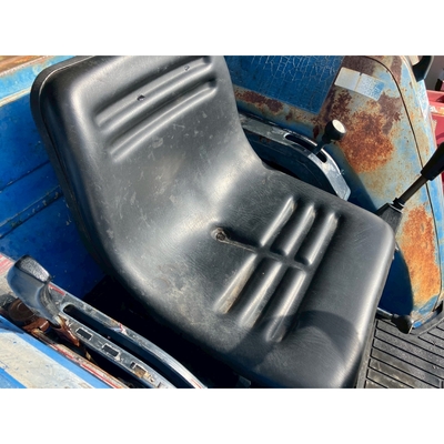 ISEKI トラクター TA230F