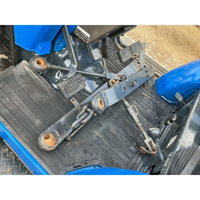 ISEKI トラクター TA250F