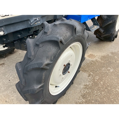 ISEKI トラクター TA250F