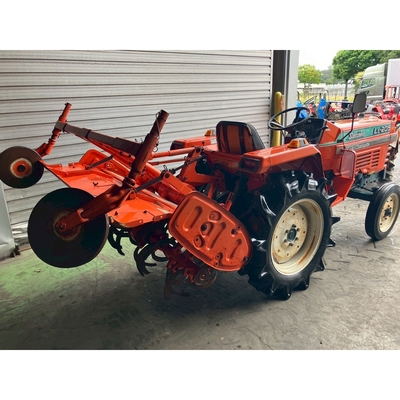 KUBOTA トラクター L1-205S