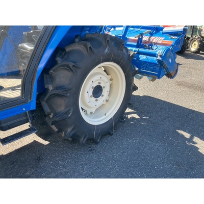 ISEKI トラクター TA437F