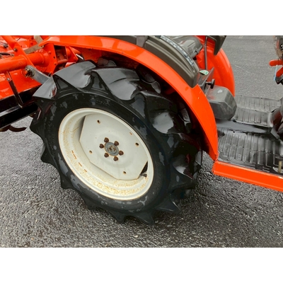 KUBOTA トラクター GB200