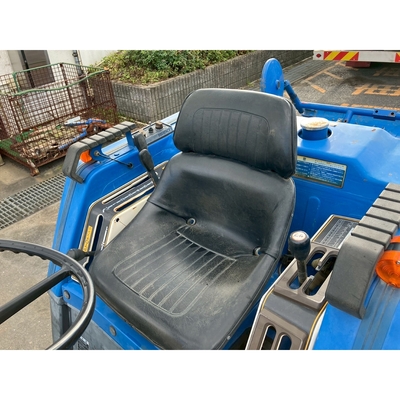 ISEKI トラクター TU200F