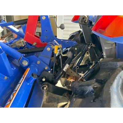 ISEKI トラクター AT33