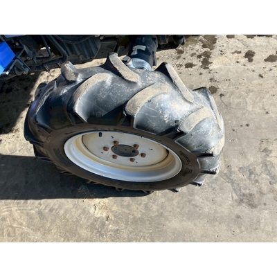 ISEKI トラクター AT33