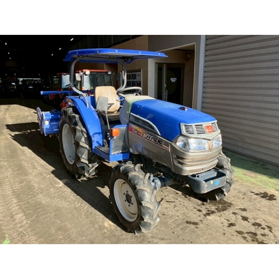 ISEKI トラクター AT33