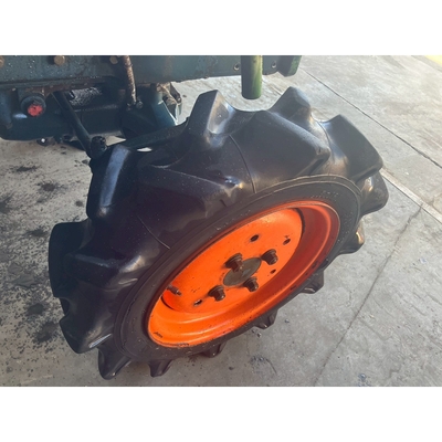 KUBOTA トラクター B6000