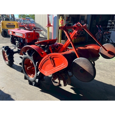 KUBOTA トラクター B6000D